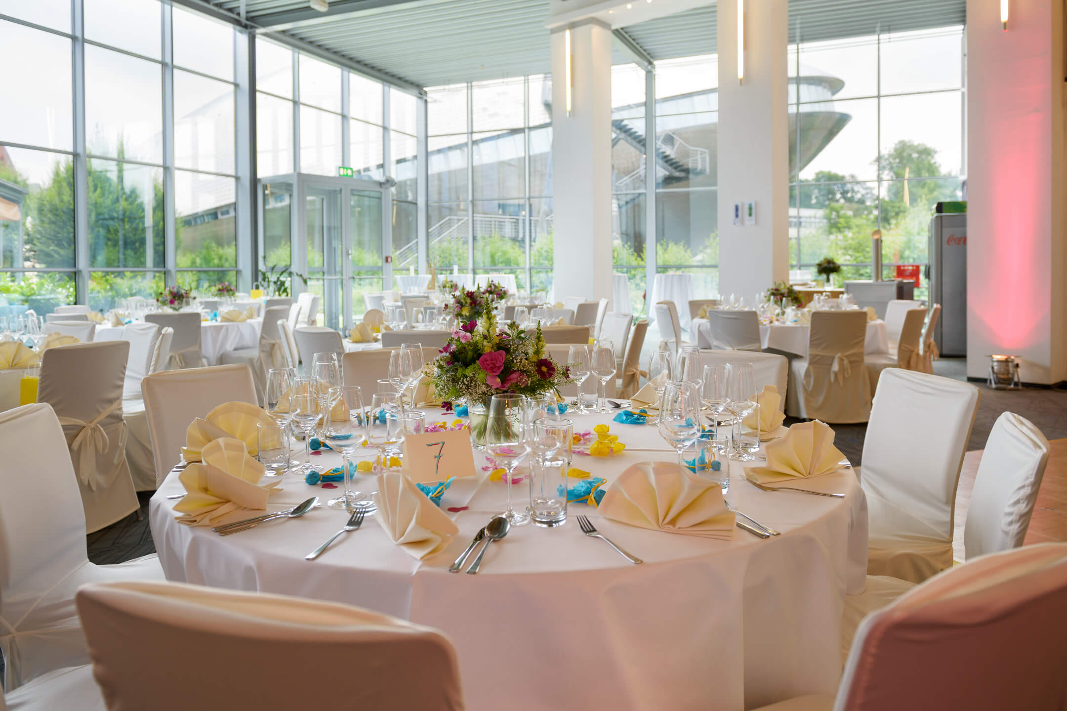 Celebrate weddings at ATLANTIC Hotel Universum Bremen