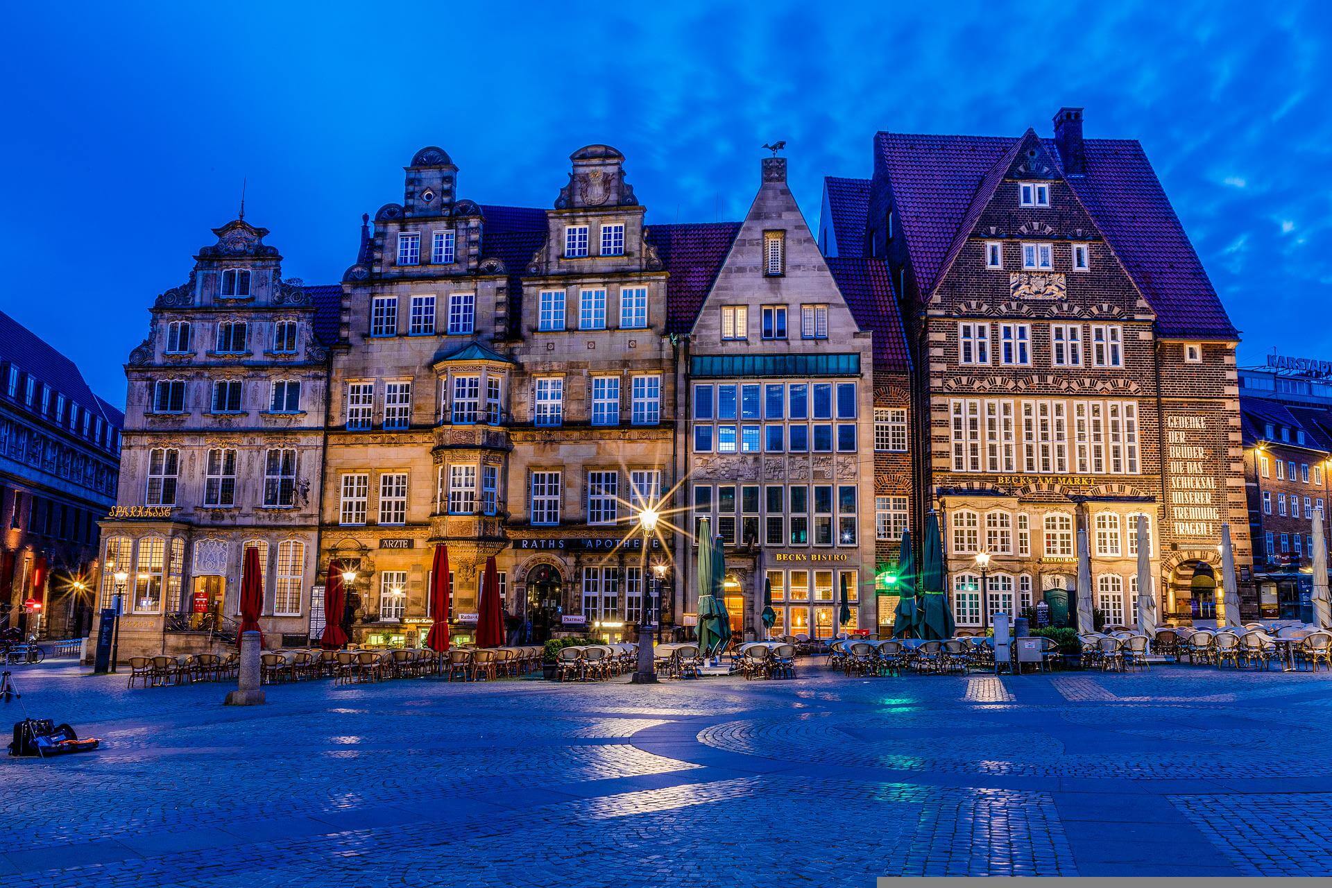 Der beleuchtete Marktplatz in Bremen 