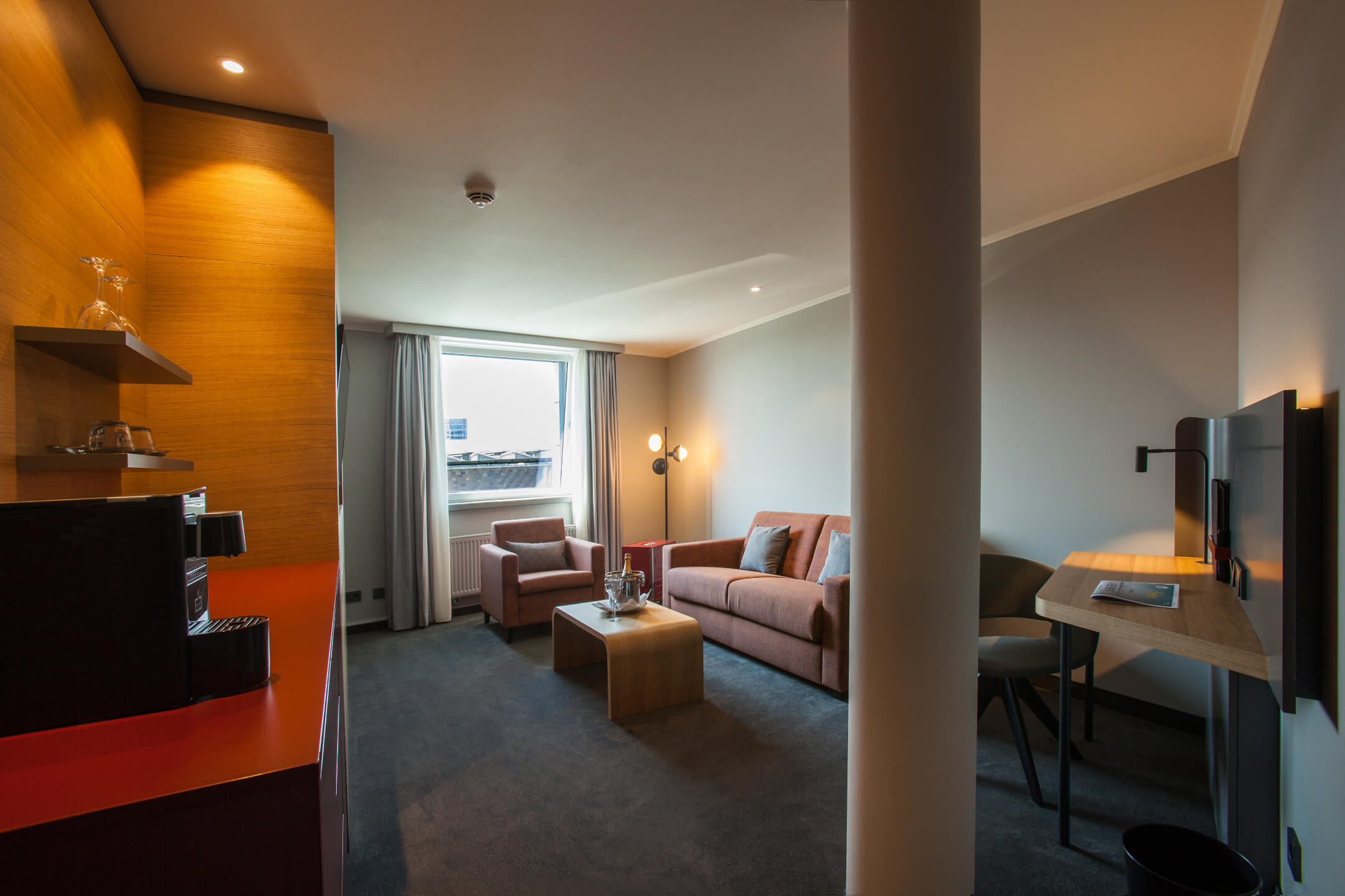 ATLANTIC Hotel Airport Bremen Suite Graf Zeppelin
