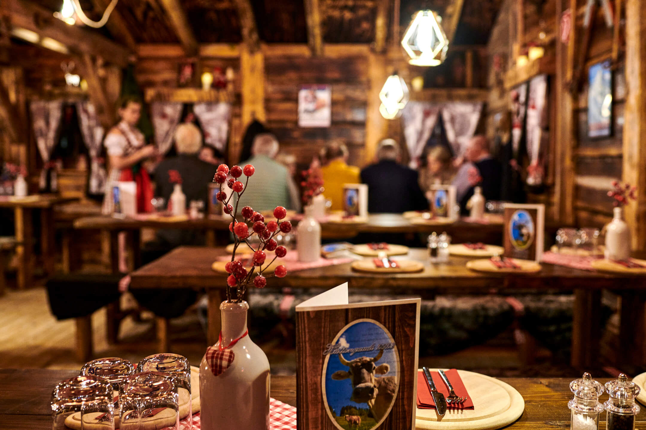 Feier in alpenländischer Atmosphäre in der Almhütte Bremen