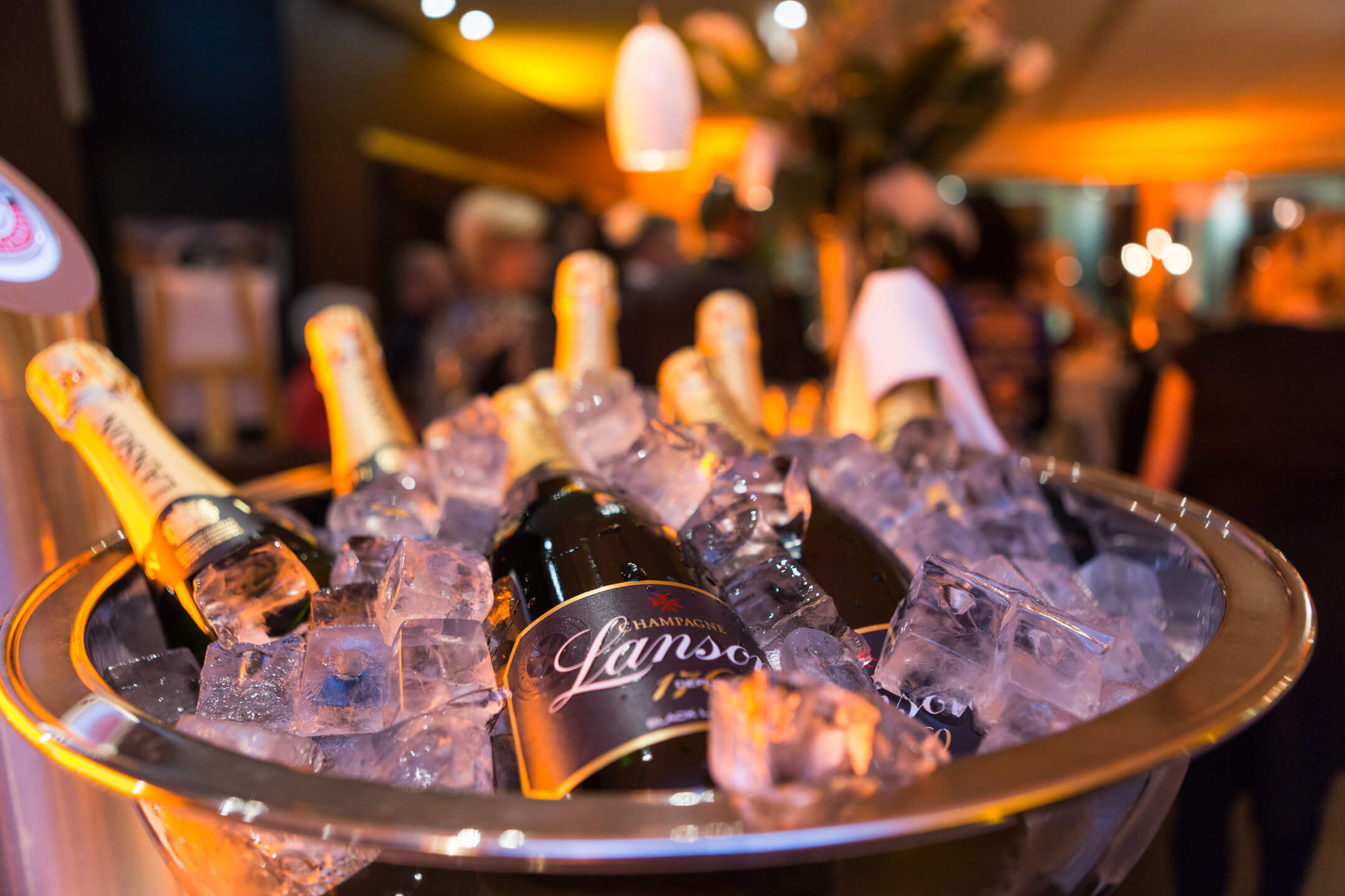ATLANTIC Grand Hotel Bremen Champagner bei Weihnachtsfeier