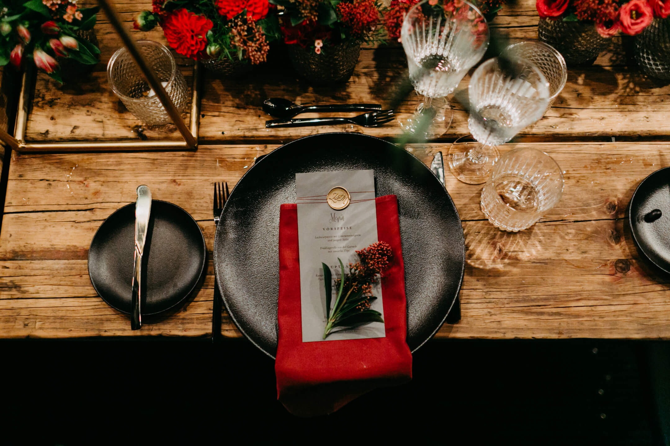 red and black colored weddingdecoration 