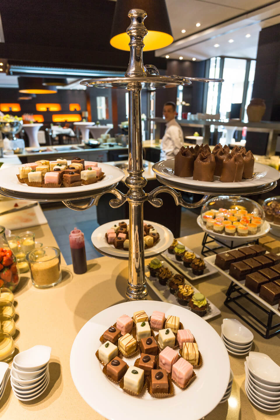 Dessert buffet in the ATLANTIC Grand Hotel Bremen