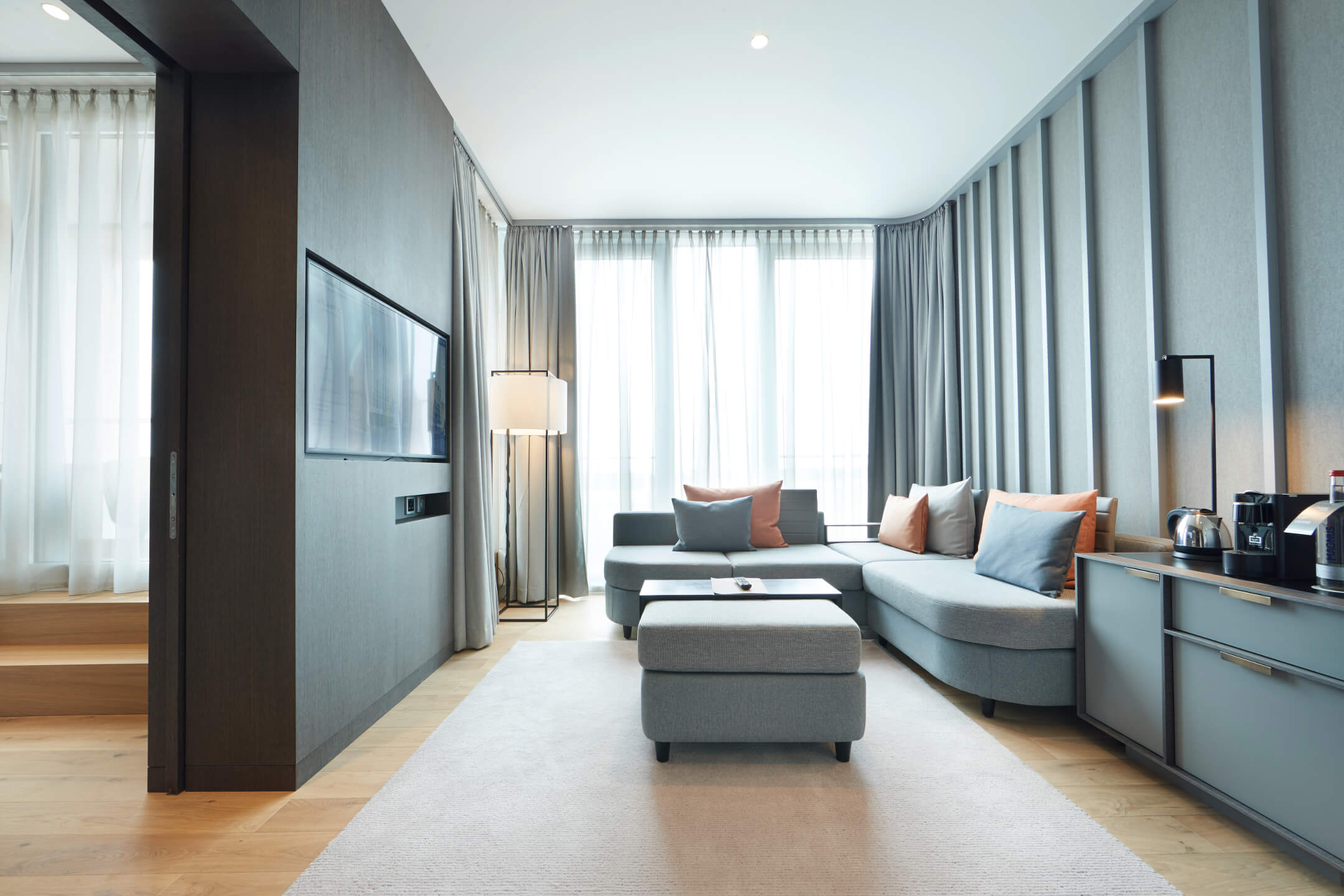 Living area Executive Suite in the ATLANTIC Grand Hotel Bremen