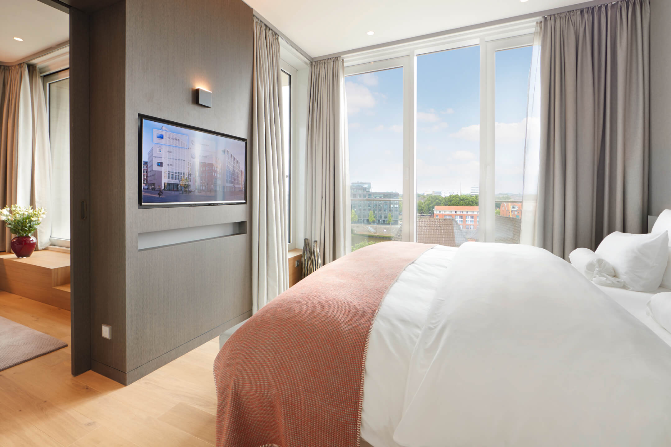 Schlafzimmer der Balkon Suite im Atlantic Grand Hotel Bremen