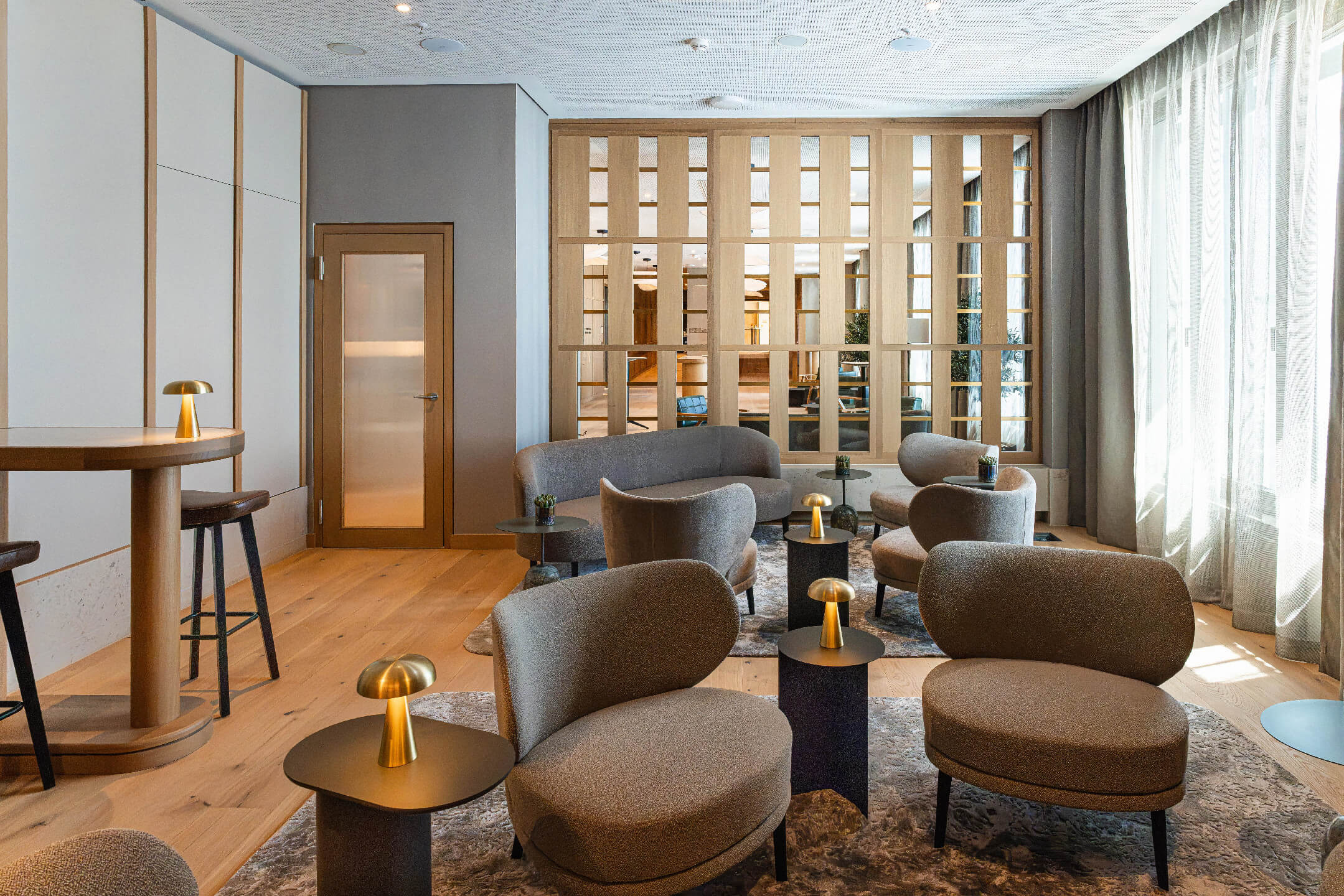 Smokers Lounge im ATLANTIC Hotel Frankfurt Smokers Lounge im ATLANTIC Hotel Frankfurt