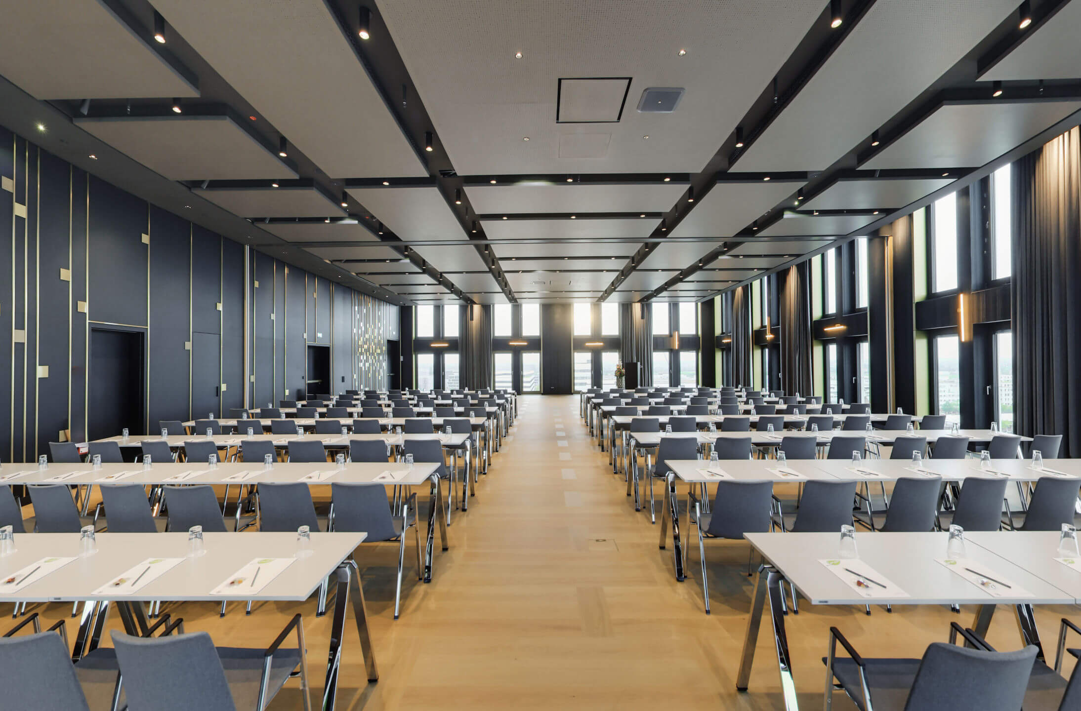 ATLANTIC Hotel Heidelberg Ballsaal parlamentarische Tagung