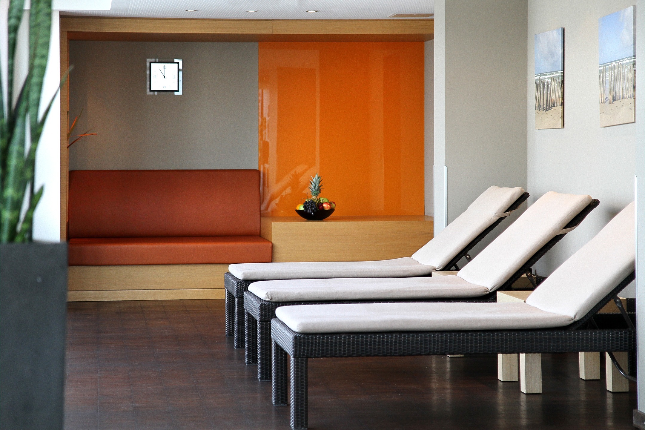 Relaxation area of the wellness area of the ATLANTIC Hotel Kiel