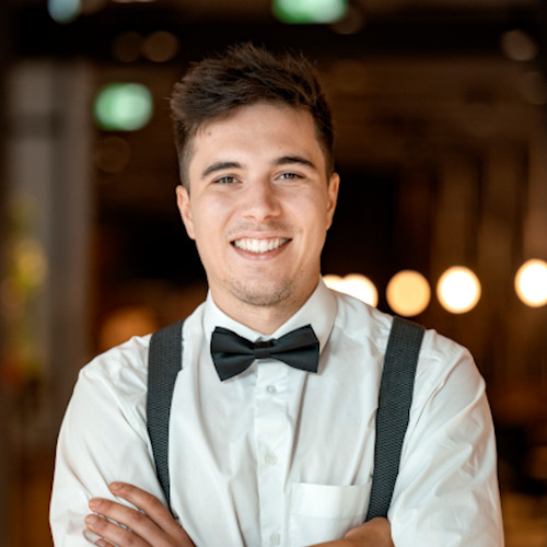 Restaurantleitung Deniz Yildiz