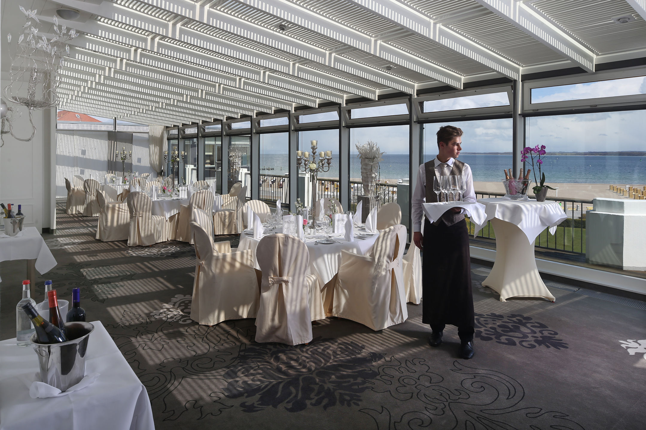 Event room Baltic View overviewing the beach of Travemünde