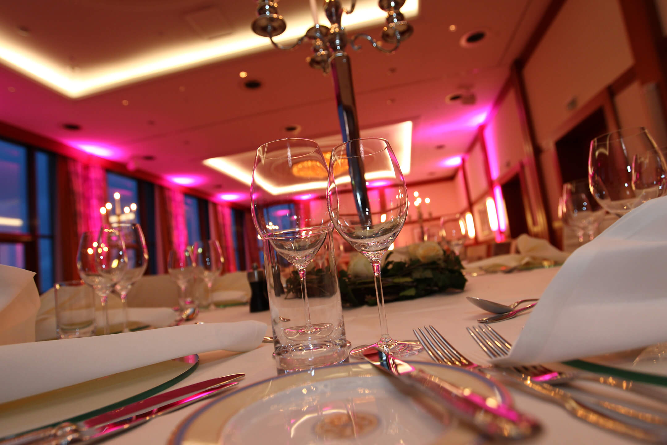 Celebration in the banquet hall │ ATLANTIC Hotel Wilhelmshaven