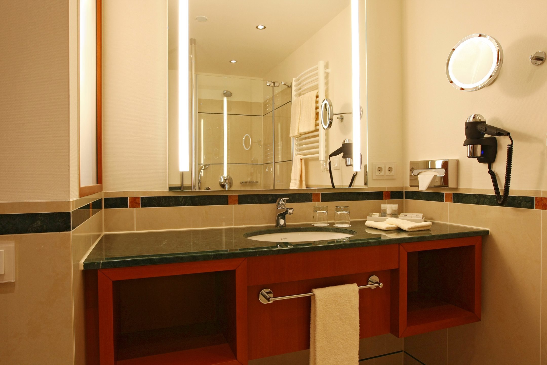 Bathroom of the Superior Room in the ATLANTIC Hotel Wilhelmshaven
