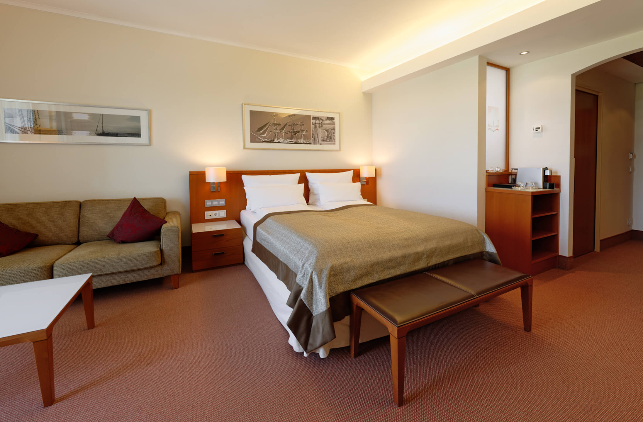 Innenansicht Comfort Zimmer im ATLANTIC Hotel Wilhelmshaven