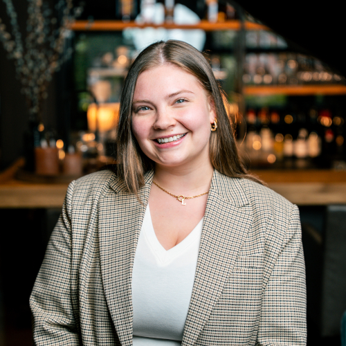 Sales Managerin Larissa Dominick