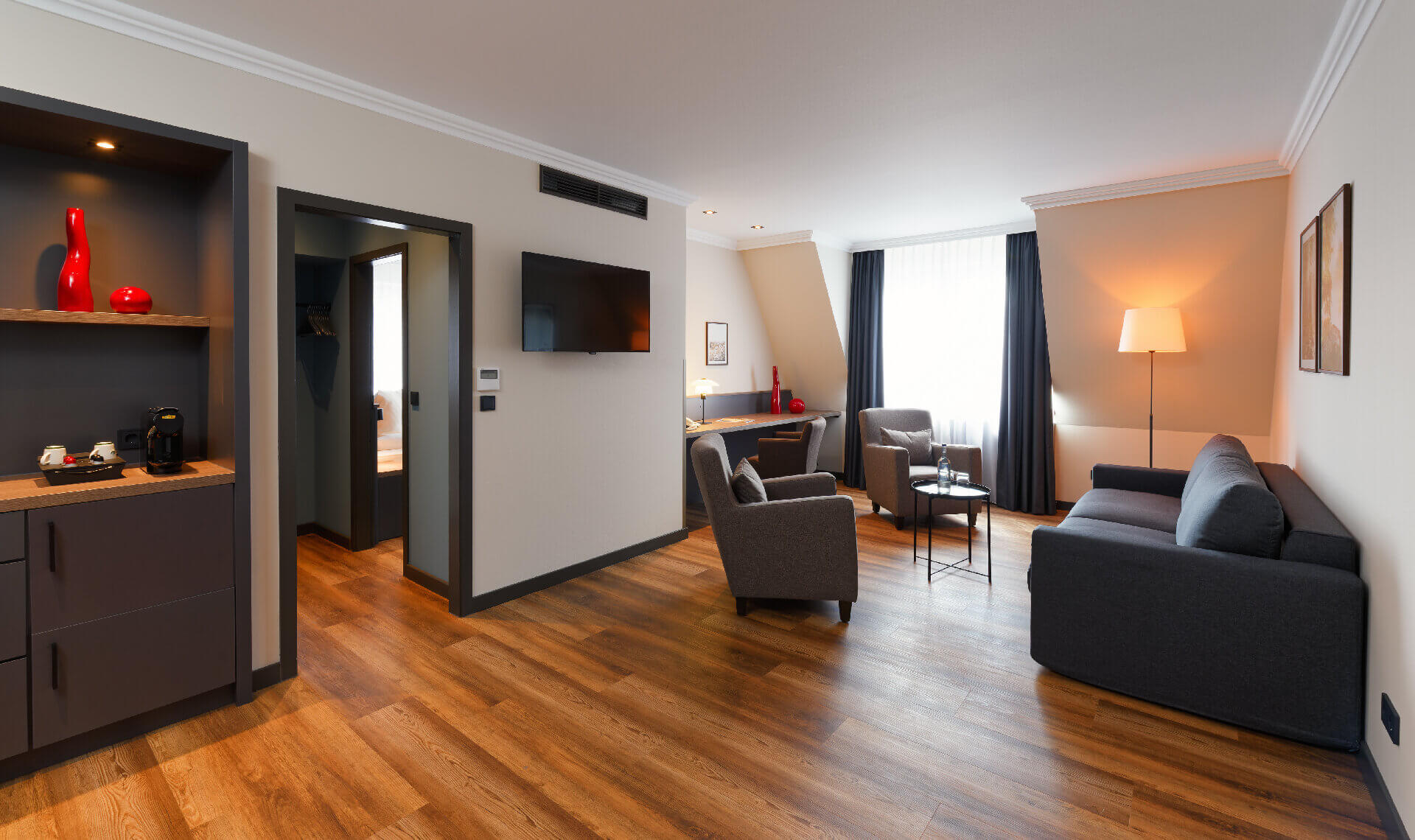 Sitting area in the suite at the ATLANTIC Hotel Landgut Horn