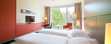Innenansicht des Economy Doppelzimmer im ATLANTIC Hotel Galopprennbahn in Bremen