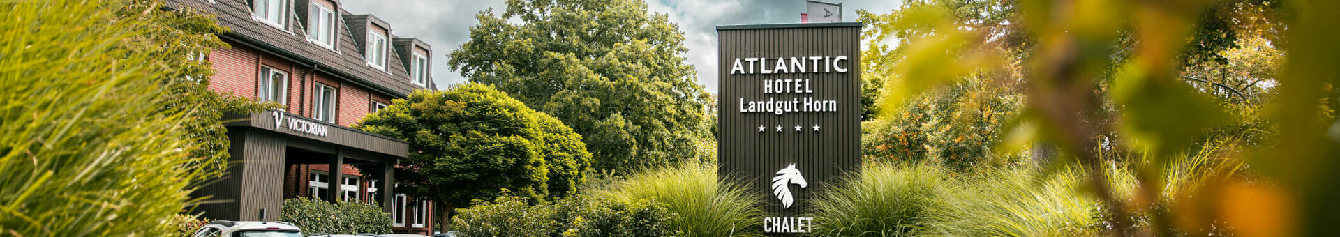 ATLANTIC Hotel Landgut Horn Bremen Einfahrt ATLANTIC Hotel Landgut Horn Bremen Einfahrt Parkplatz