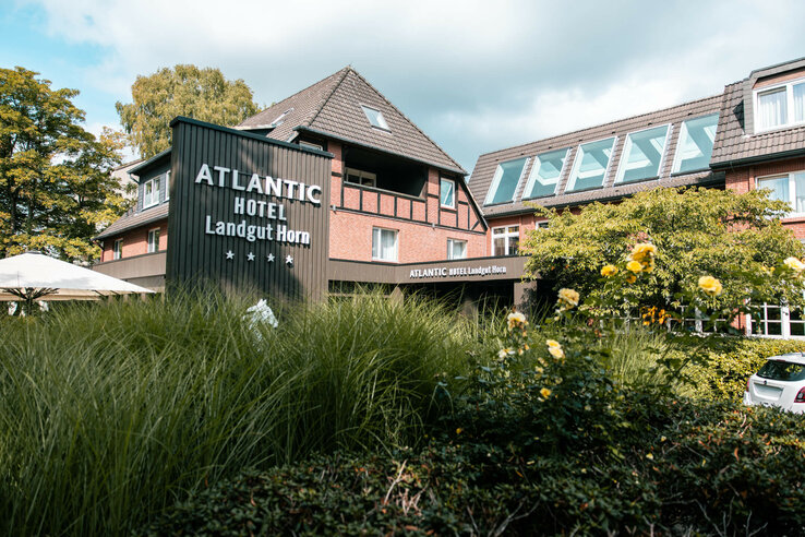 ATLANTIC Hotel Landgut Horn Bremen Eingang