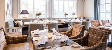 Dining room in the restaurant Hoog in the luxus hotel Severin * s on Sylt