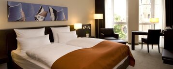 Comfort Zimmer mit Doppelbett im ATLANTIC Grand Hotel in Bremen