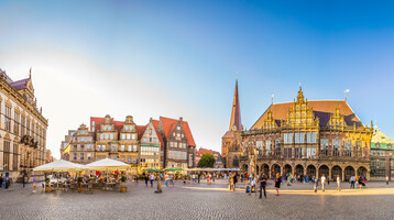 Market square in Bremen during the summer