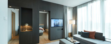 Living area of the Executive Suite in the ATLANTIC Grand Hotel Bremen