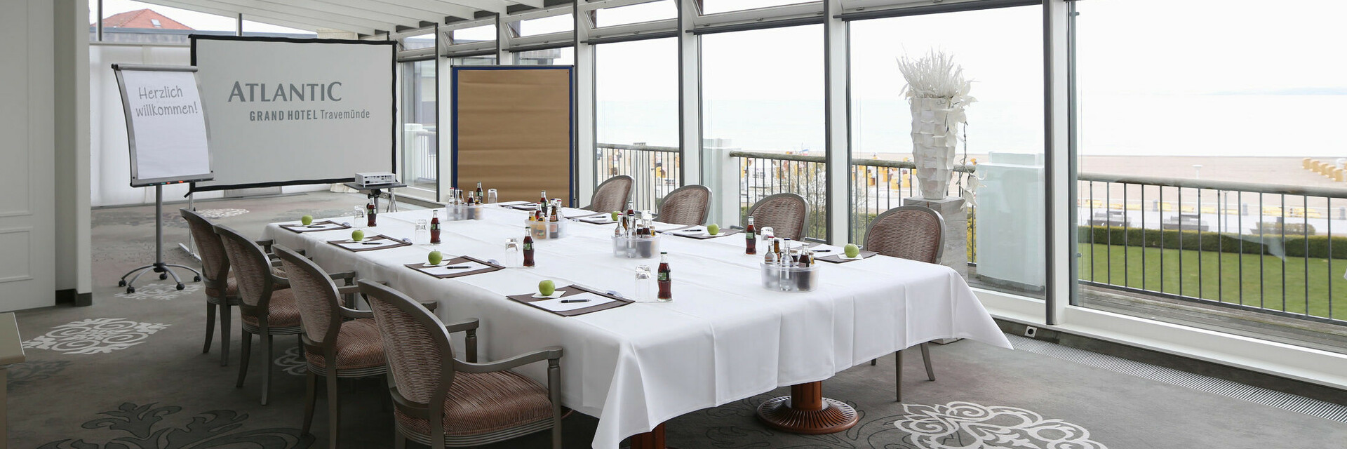 Event Room Baltic View in the ATLANTIC Grand Hotel Travemünde overviewing the Baltic Sea