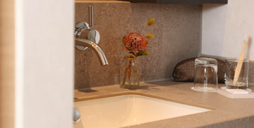 Waschbecken im Deluxe Zimmer im ATLANTIC Hotel Heidelberg