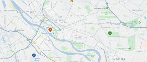 Karte von Bremen mit Markierungen für Flughafen, Wallanlagen und Golfplatz, zeigt Hauptstraßen und Stadtteile.