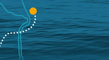 Blaue Meeresoberfläche mit weißen Punkten und gelben Kreisen, die eine abstrakte Linie bilden.