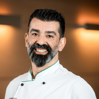 Chef de cuisine Francesco Cannistra